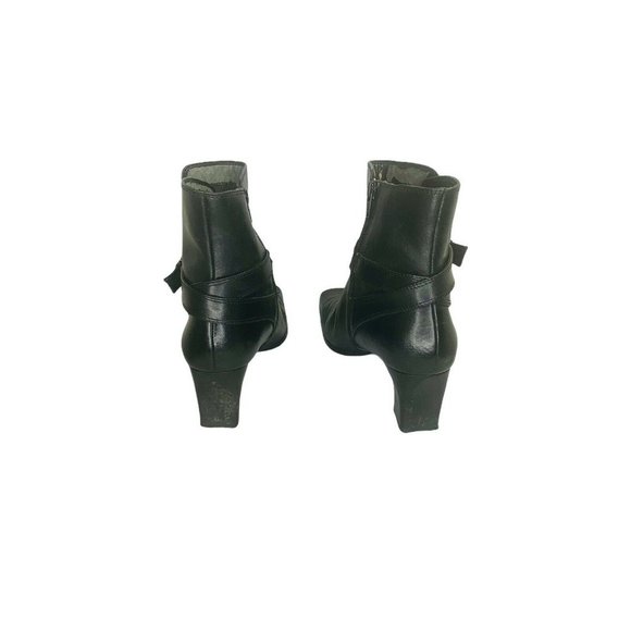 Anne Klein Womens Mamnara Black Leather Ankle Boot - Picture 4 of 8